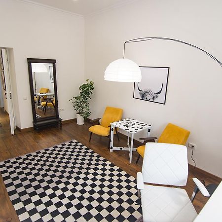 Art Apartment Tasjkent Eksteriør billede
